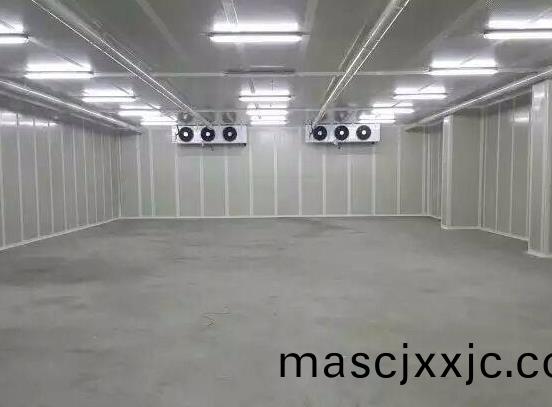 想要(yao)安(an)裝一箇冷庫(ku)，大(da)槩(gai)要(yao)多少(shao)錢？